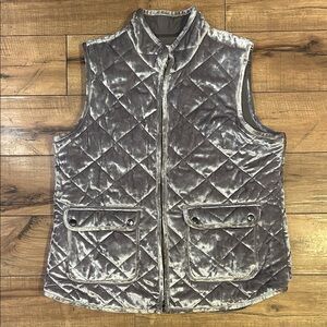 Foxcroft Velvet Vest in Gray